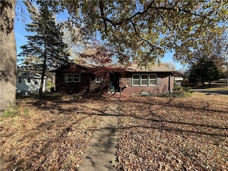 7317 Hedges Ave, Raytown, MO 64133