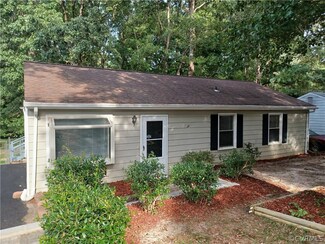 15913 Gary Ave, Chester, VA 23831