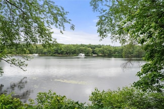 97 Farnum Pike Unit 7, Smithfield, RI 02917