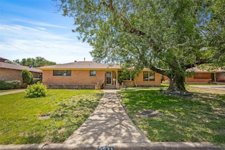 5403 Fox Hill Ln, Dallas, TX 75232