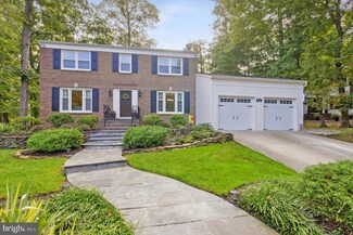 913 Francine Dr, Cherry Hill, NJ 08003