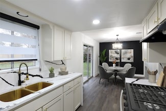 7706 Garsee Dr, Houston, TX 77040