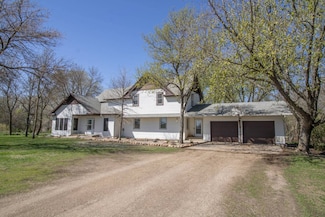 2051 340th St, Rock Valley, IA 51247