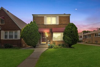 9030 S Harper Ave, Chicago, IL 60619