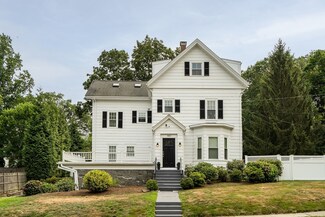 140 Mount Vernon St, West Newton, MA 02465