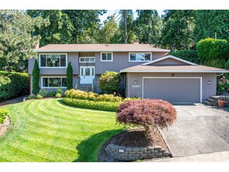 3280 Top View Ct, West Linn, OR 97068