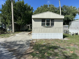11240 N Northwood Dr Unit 118, Inglis, FL 34449