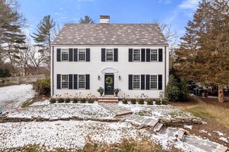 24 Arnold Rd, Wellesley Hills, MA 02481
