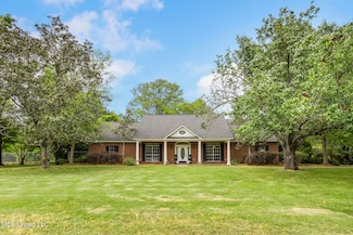 1918 Old Highway 16, Benton, MS 39039