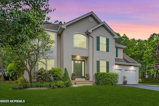 13 Dori Ln, Barnegat, NJ 08005