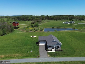 12913 Volksmarch Cir, Lovettsville, VA 20180