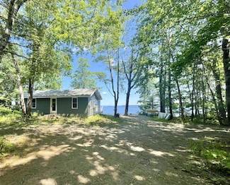 53 Pigeon Rd, Ellsworth, ME 04605
