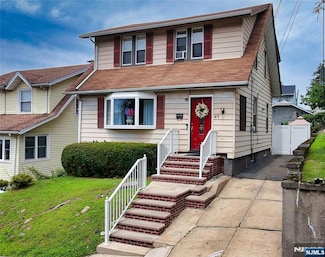 49 Hill St, Bogota, NJ 07603
