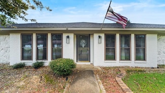 111 Oak St, New Boston, TX 75570