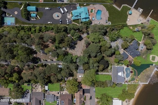 226 Kettle Creek Rd, Toms River, NJ 08753
