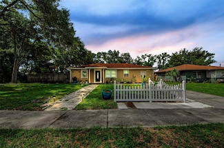 1893 Harding St, Clearwater, FL 33765