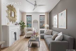 208 E 90th St Unit 2W, New York, NY 10128