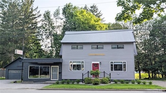53 Utica St, Hamilton, NY 13346