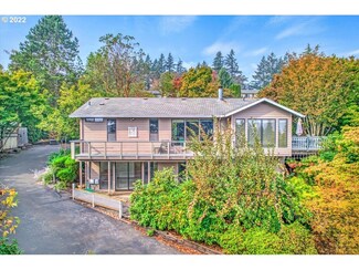 192 NW Walnut Ave, Dundee, OR 97115