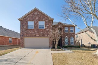 8302 Carallia Ct, Arlington, TX 76002