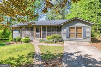 1878 Suwanee Roberts Ct, Lawrenceville, GA 30043