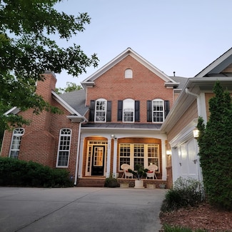 502 Willowmere Ct, Cary, NC 27513