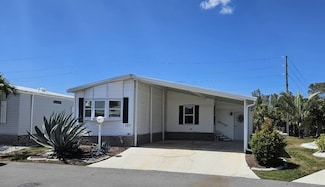 701 Aqui Esta Dr Unit 177, Punta Gorda, FL 33950