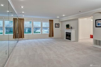 4133 224th Ln SE Unit 101, Issaquah, WA 98029