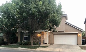 3817 W Flagstaff Ave, Visalia, CA 93291