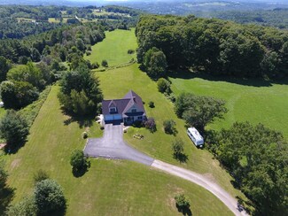 32 Morgan Ln, Barre, VT 05641