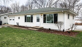 244 Apple St, Coloma, MI 49038