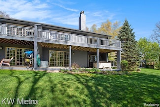 11183 Bayshore Ct Unit 2, Clarkston, MI 48348
