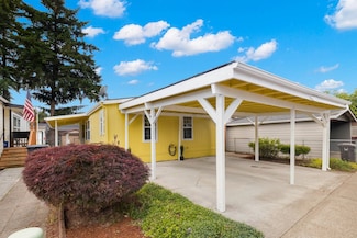 17520 SE 82nd Dr Unit 2, Clackamas, OR 97015