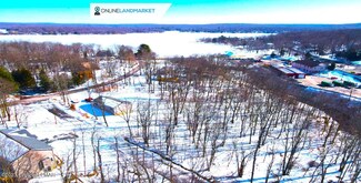 7522 Kickapoo Dr, Tobyhanna Township, PA 18347