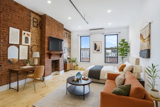 940 Fulton St Unit 3L, Brooklyn, NY 11238
