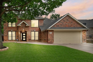 6619 Forest Park Dr, Arlington, TX 76001