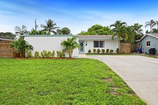 4422 Birdwood St, Palm Beach Gardens, FL 33410