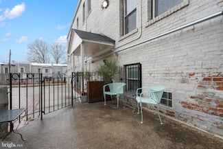 430 Irving St NW Unit 1, Washington, DC 20010