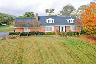 2444 N Economy Rd, Morristown, TN 37814