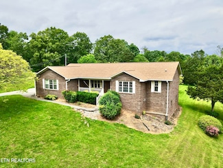 200 Harmon Cir, New Tazewell, TN 37825