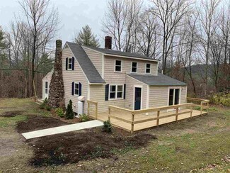 626 Old Bristol Rd, New Hampton, NH 03256
