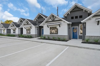 10317 Lake Rd Unit 16, Houston, TX 77070