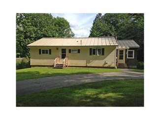 391 Oakland Rd, Belgrade, ME 04917