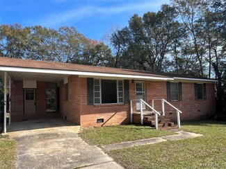 739 Matthews Ave, Ozark, AL 36360