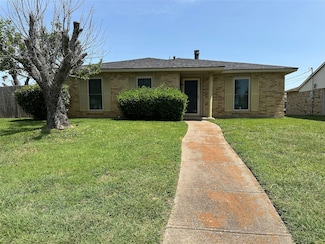 617 Faye St, Desoto, TX 75115
