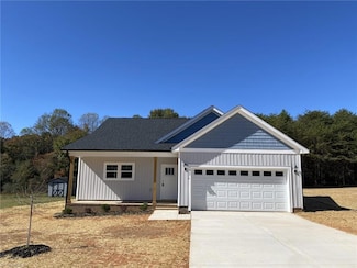 1174 Dudley Rd, Yadkinville, NC 27055