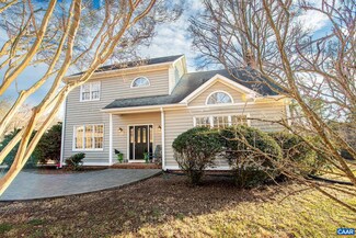 1769 Franklin Dr, Charlottesville, VA 22911