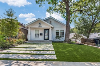 2818 Catherine St, Dallas, TX 75211