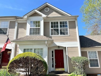 1402 Glenside Green, Charlottesville, VA 22901