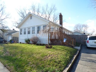 95 Hawthorne Ave, Neptune City, NJ 07753